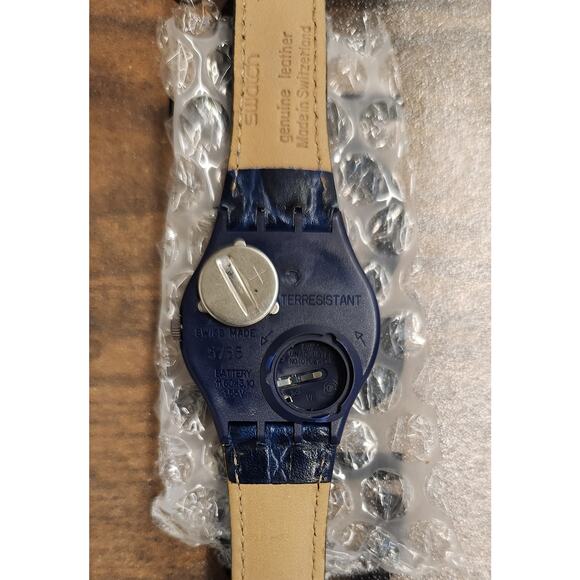 Vintage Swatch DIAMONDS GN706 Daydate watch New old stock in case with paperwork - Picture 6 of 8